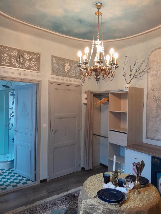 Ferienwohnung Penthouse En Bleu Royal Vinca Exterior foto